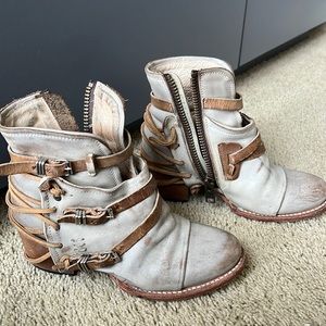 Freebird Boots- Crue size 8